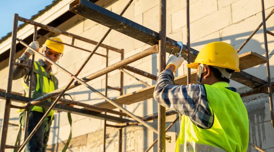 Professional residential roofers in Skellytown, TX